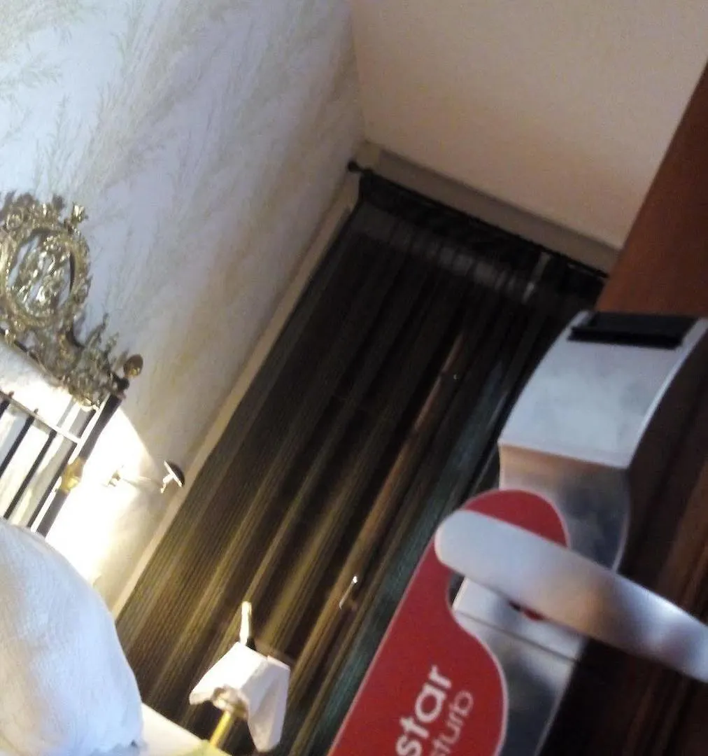 *** Hotel Las Nieves Granada Spain